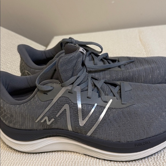 New Balance Fuelcell Propel 4 Unisex Men\'s 11 Wo12.5  Dark Gray Athletic Shoes main image 11
